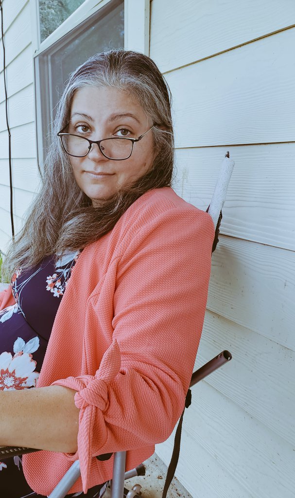 Who wants to #cum on this #sexylibrarian ? Happy #Humpday https://t.co/LG3KCO5Yqr