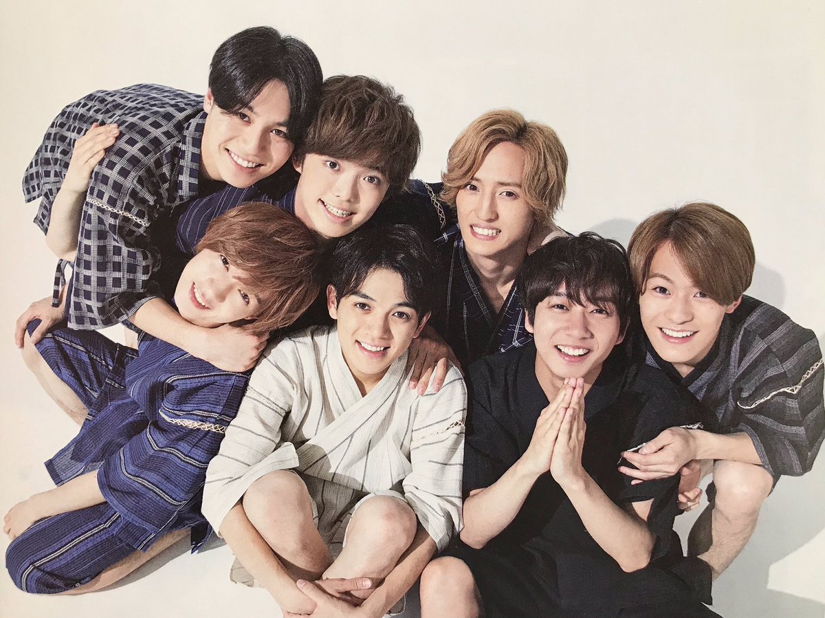 chanena415's tweet photo. おめでとう💚🤍
絶対幸せになろう、花道だけ歩いてこうね。

 #TravisJapan結成8周年 https://t.co/D9uEkwA9D3