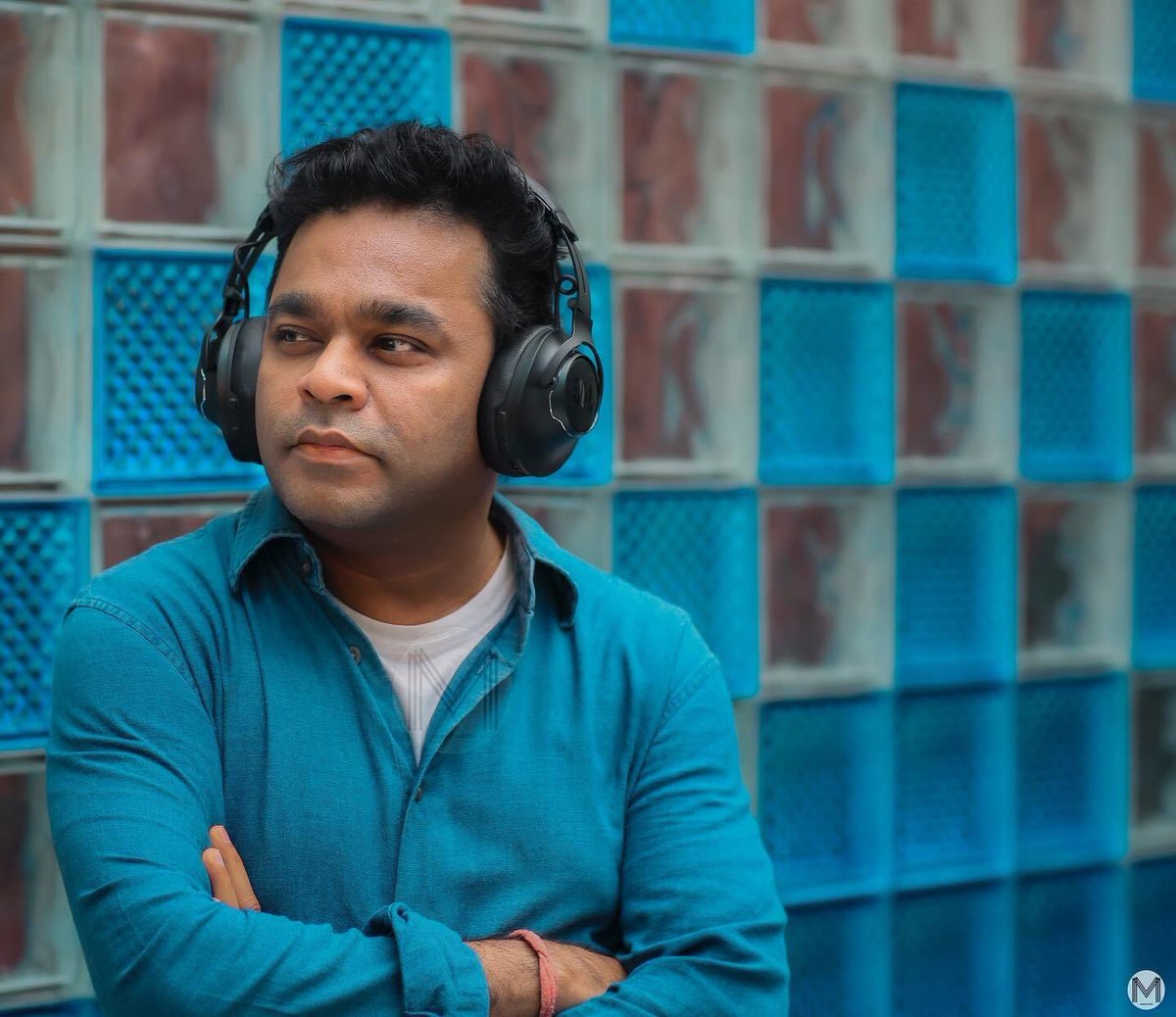 balajidtweets's tweet photo. #ARRahman Photoshoot for JBL

By Team #MerakyCollective ❤️👍 

Check out the AD : https://t.co/EkTNNXYQxA https://t.co/vAA0rmlTDz