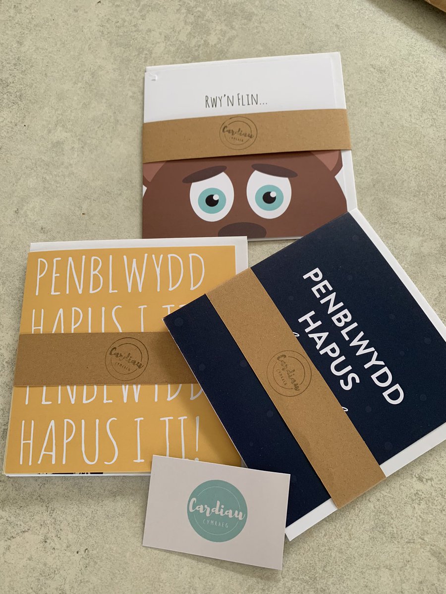 Cerdiau lyfli newydd cyrraedd wrtho <a href="/Cardiau_Cymraeg/">CardiauCymraeg</a> - Diolch! Edrych ‘mlaen i’w anfon I #ffrindiau a’r #teulu!