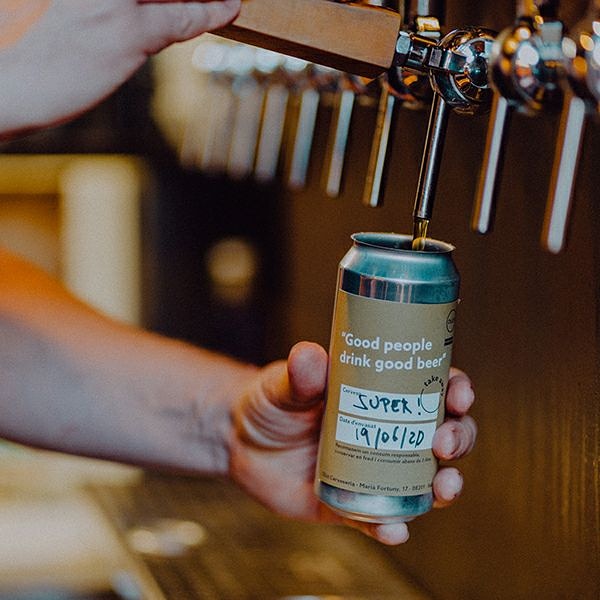 🍻T A K E  A W A Y🍻

Recorda que et pots emportar cervesa a casa directe de les nostres aixetes, te l'enllaunem al moment! 🍻

#sabadell #craftbeer #cervesaartesana