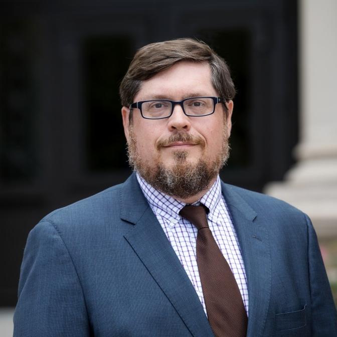 What are the long-term anxiety, health &amp; economic effects of #COVID19 among Louisianans? How might those effects shape trust in govt? <a href="/ProfMHenderson/">Mike Henderson</a> &amp; Dean <a href="/pmartjo/">Martin Johnson</a> have received a $138K <a href="/NSF/">U.S. National Science Foundation</a> RAPID grant to find out. More: bit.ly/2AGeUI5 #GeauxManship <a href="/LSUResearch/">LSU Research</a> <a href="/LSU/">LSU</a>