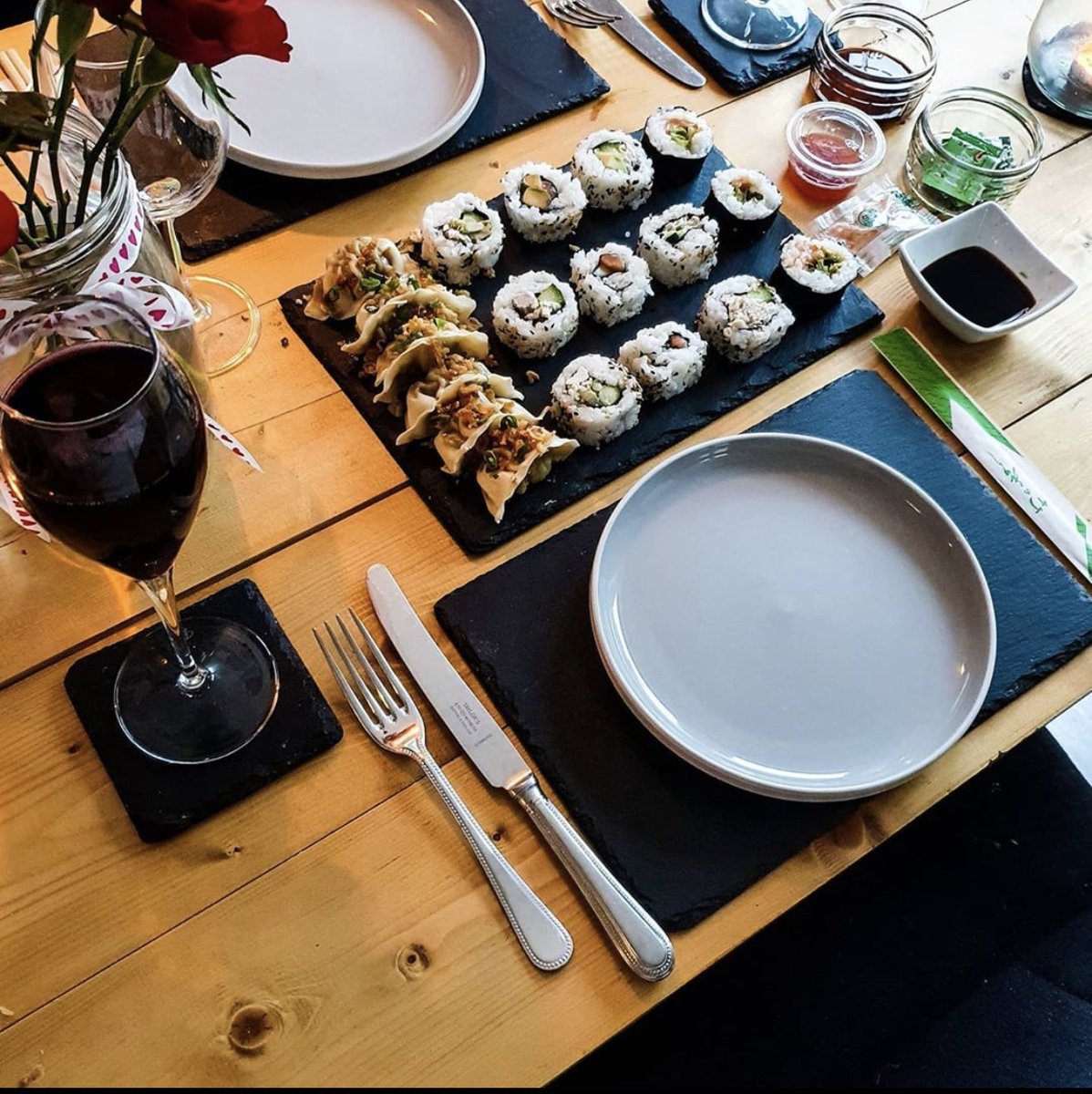 Sushi Gourmet V Twitter Just Look At This Cuuuute Date Night Photo By Mrs Chelsea Pearce Ig Of Our Sushi To Help Celebrate A Big Anniversary Our Grab N Go Freshly Made Sushi
