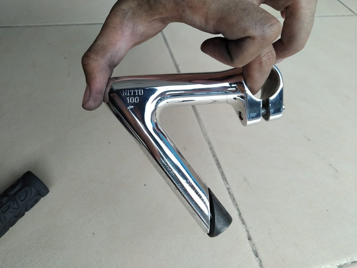 istimiwirr's tweet photo. Permisi 🙌DiJUAL/SALE Nitto jaguar njs100mm 850 ribu rupiah free ong jawa-bali 0811333628 @fixpart16 @FnFjb #fnfjb #cinellimash #fixedgear #JualSepeda #jualfixedgead🙏🙏🙏 https://t.co/AHMC7Y7ZOP