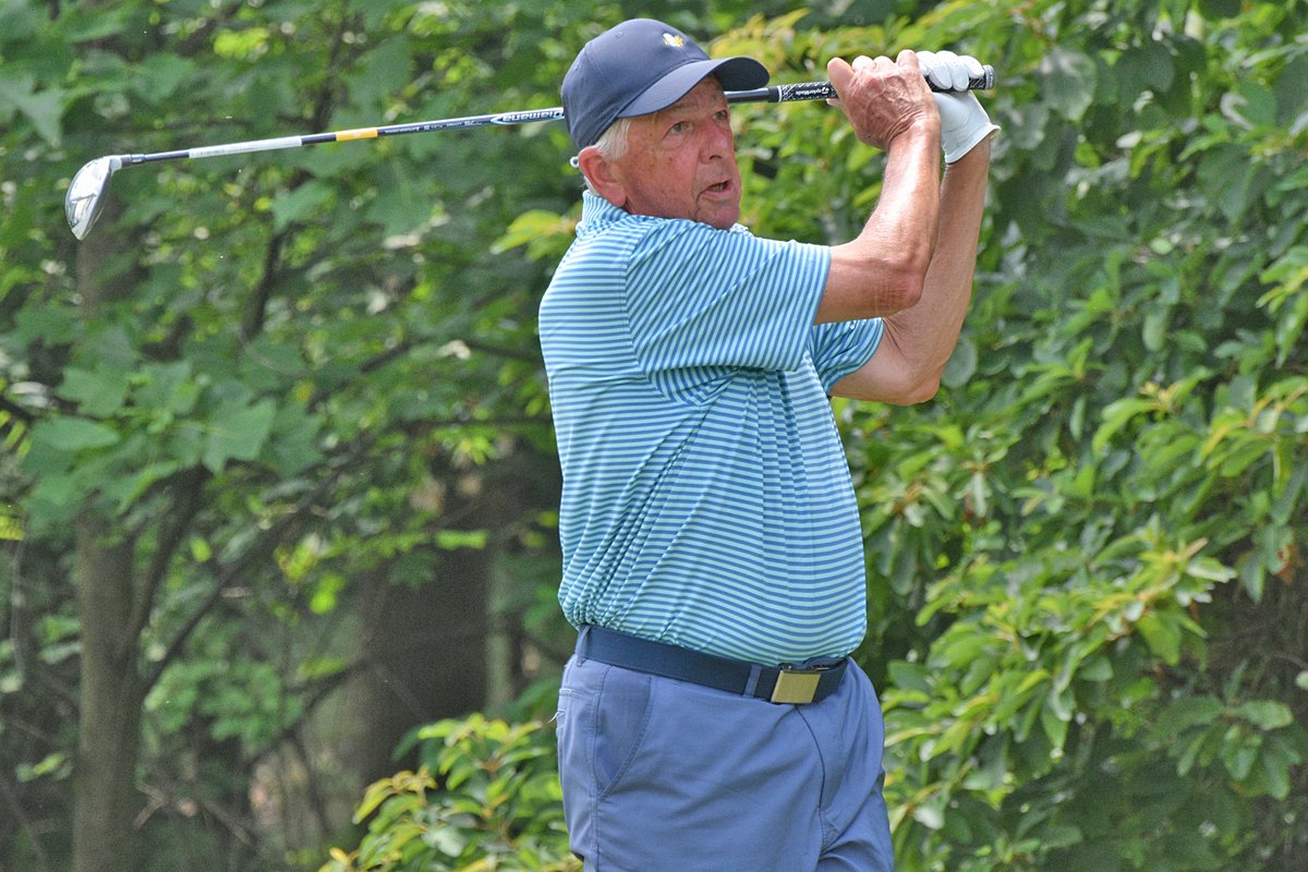 GAofPhilly's tweet photo. The Super-Senior #BrewerCup Final is set.

Applebrook's Chuck Dowds defeats @rggc1926's Bob Billings, 3&amp;2, to advance.

White Manor's Don Donatoni tops @LuLuCountryClub's Tom Bartolacci 2&amp;1.

https://t.co/P5xC4Q9CQy https://t.co/hVNdmXgGmj