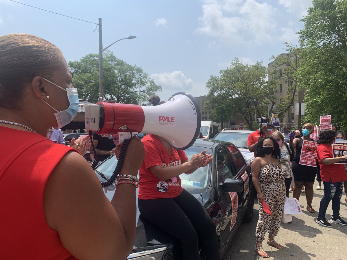 nynurses's tweet photo. “No healthcare, no peace!” sez @MayorSPH #SaveMVH https://t.co/IkkVdeQTV6