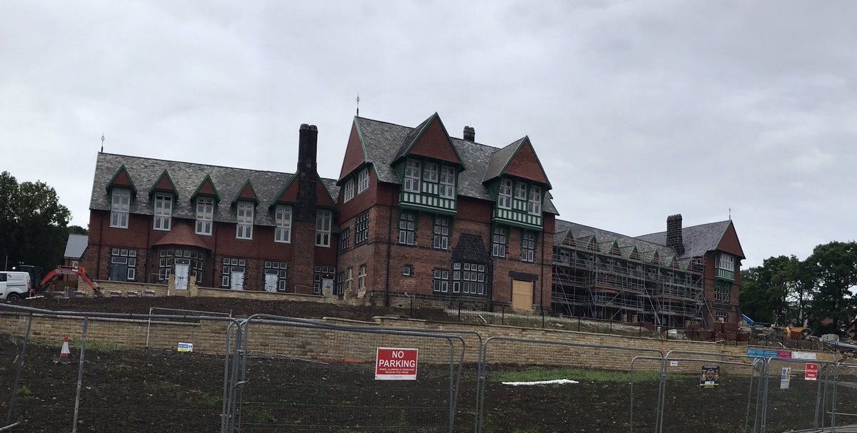 JMteamvistry's tweet photo. Our #refurbishment development at the Former Cookridge Hospital, Leeds undertaken by @teamvistryp Yorkshire is looking good and as well as providing much needed homes, it will also provide fantastic views of Leeds and the surrounding area due to its elevated position! https://t.co/bGEsLwxt6T