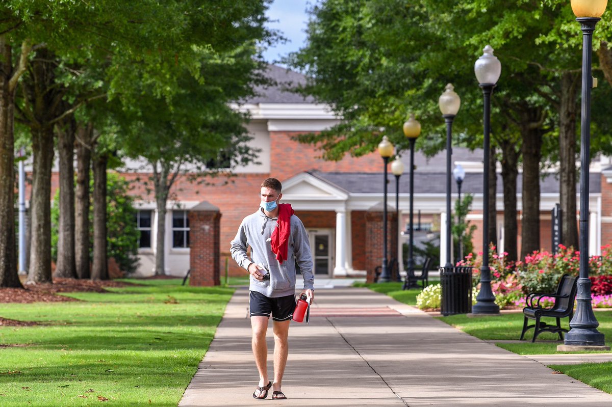 This is #TroyStrong <a href="/TROYUIMPACT/">IMPACT Orientation</a>! #onetroy