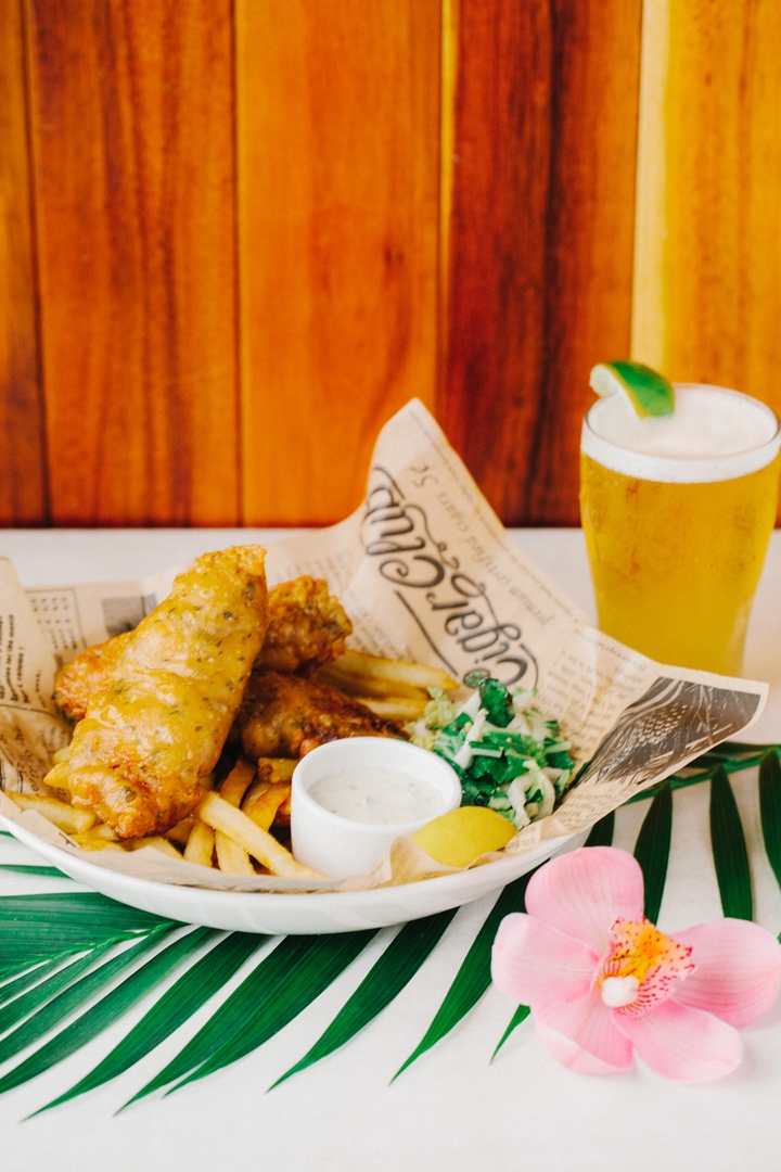 Drop by Duke's Malibu for takeout! We're open Wednesday-Sunday 12-8pm! 😄 🍴  Order online today.
dukesmalibu.com