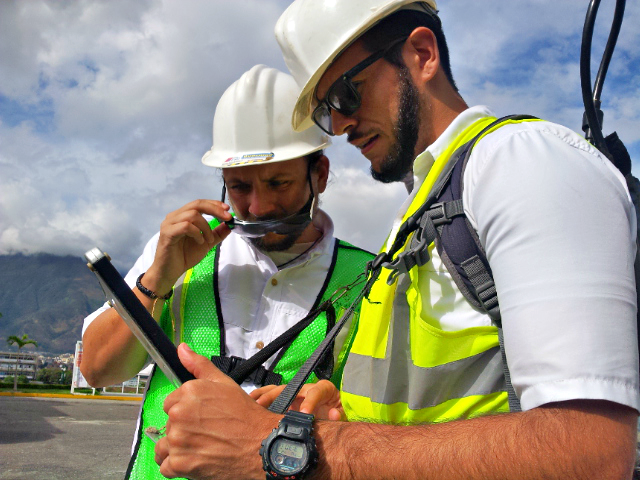 FUNVISIS's tweet photo. #SabiasQué 🔎 | El Dpto. de @FGeofisica de @Funvisis realiza investigaciones prospectivas del subsuelo como insumo a los estudios de Microzonificación Sísmica. 🌎🔍

Conoce más sobre su trabajo en 👉 https://t.co/7UeLC0j3ra #CulturaSísmica #SomosFunvisis https://t.co/7CgfwrCrqX