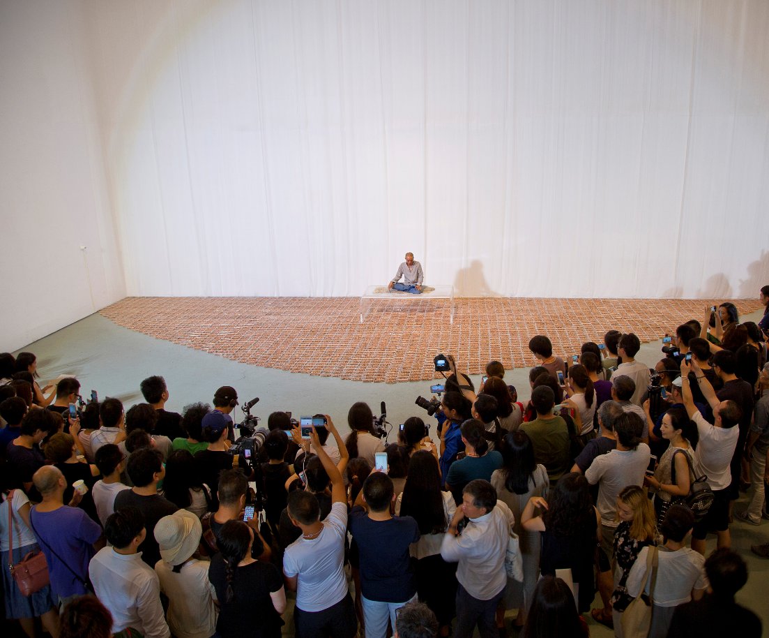 HeYunchang's tweet photo. Fruits of Longevity
Date :July 8, 2016 17: 00 - July 11, 2016
17: 00 
Venue :Today Art Museum Beijing, China 
Process : He Yunchang fasted for three days
and let 500 kg of peanuts sprout. https://t.co/naSNm8bz2Z