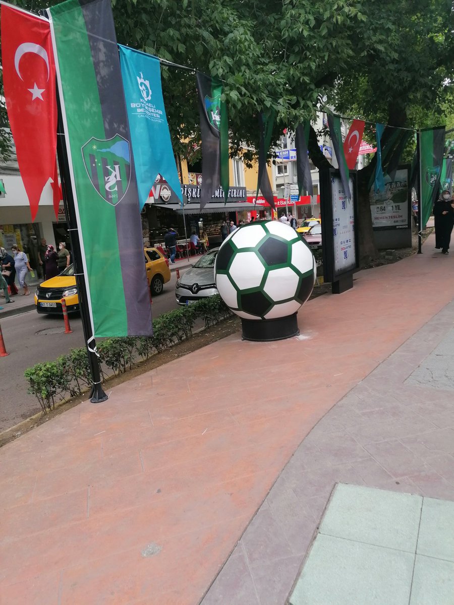 #izmit #kocaelispor bu kadar deger li oldugunu ancak bu kadar gösterebilirlerdi 🥰🥰