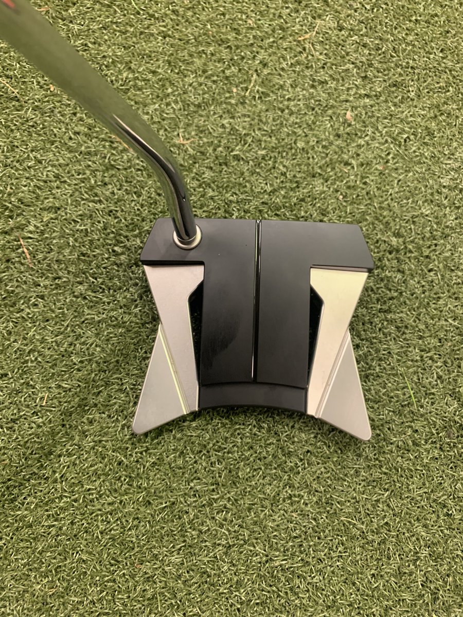 BANDURAK's tweet image. Thanks @TitleistEurope for the special delivery !!Phantom X 12.5 #CircleH #Customfitted