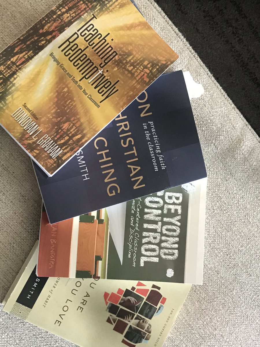 jffrymcc's tweet photo. Summer classes means summer reading! These books are really making me think about why and how I teach! #DU501 #DU502 https://t.co/YCbkPlDKrF