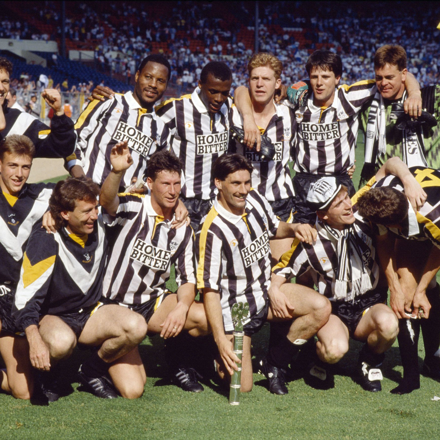Black jersey sales football team