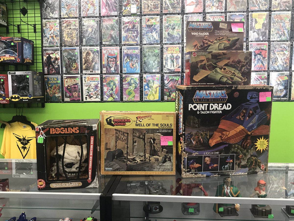 InnerGeekComics's tweet photo. Some of the cool stuff hitting the floor today! #MOTU #vintagetoys https://t.co/DPd7vd5YAO