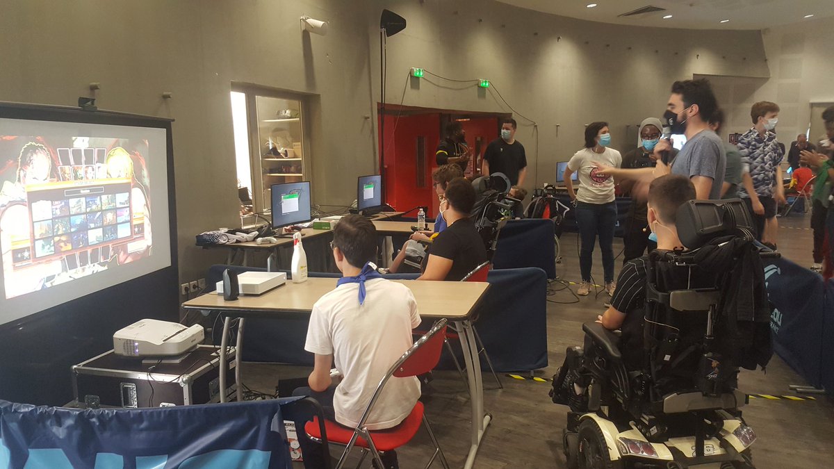 equals_asso's tweet photo. C'est parti pour street fighter ! https://t.co/et5V75UhXX #equalschallenge https://t.co/1Z8SpPTZPG