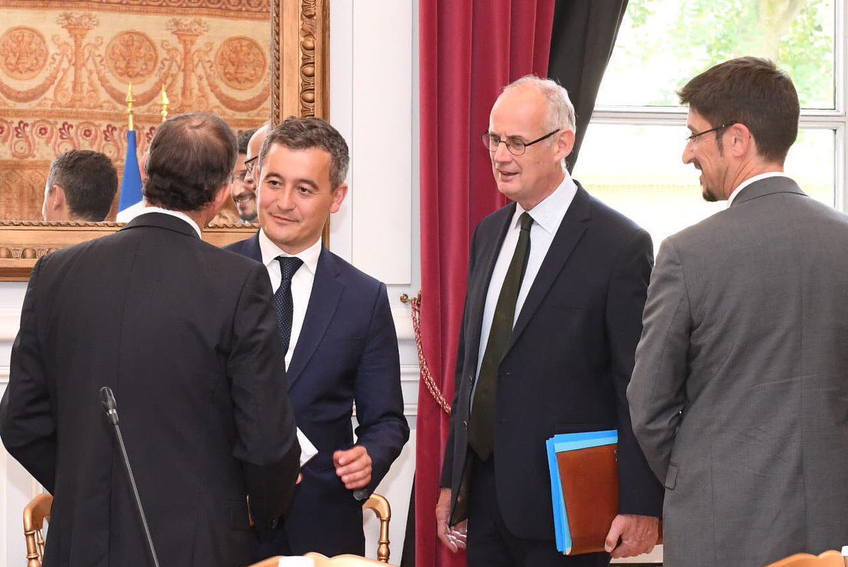 Gerald Darmanin On Twitter J Ai Rencontre Les Representants De La Policenationale Cet Apres Midi Pour Un Premier Temps D Ecoute Et D Echange Je Leur Ai Exprime Toute La Reconnaissance Du Gouvernement Pour Leur Beau