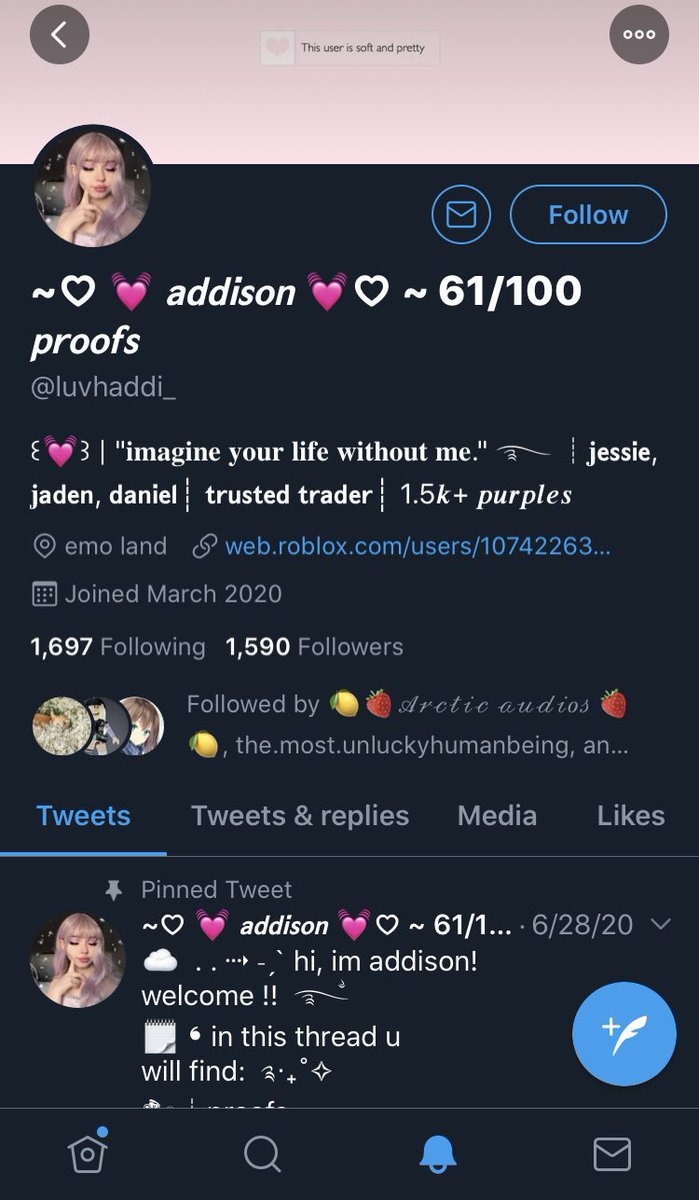 valiiieven's tweet photo. The rh community can be really toxic. I came across this person. She attacked @vinylmadline just for asking if Halloween halo 2018 is low teir. #Royalehightrades #Royalehightrading #Royalehightradings #royalehighhalo #royalehigh #rhtrades #rh she blocked me for calling her out. https://t.co/9HOJXJGvL8
