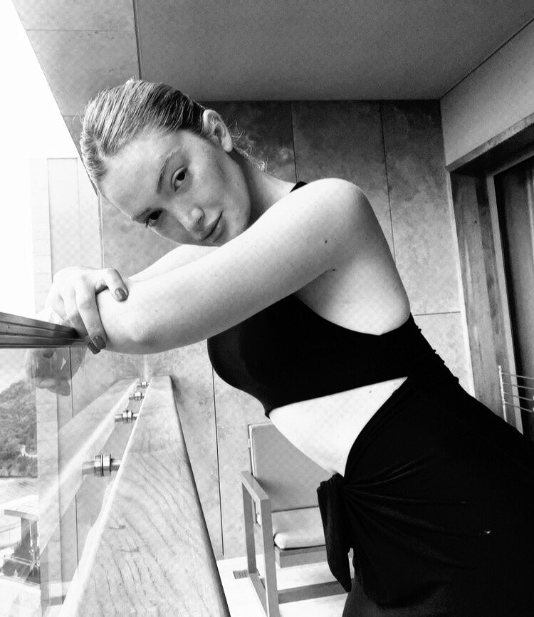 Amerikalı kuzuum🖤 <a href="/danlabilic/">.</a>