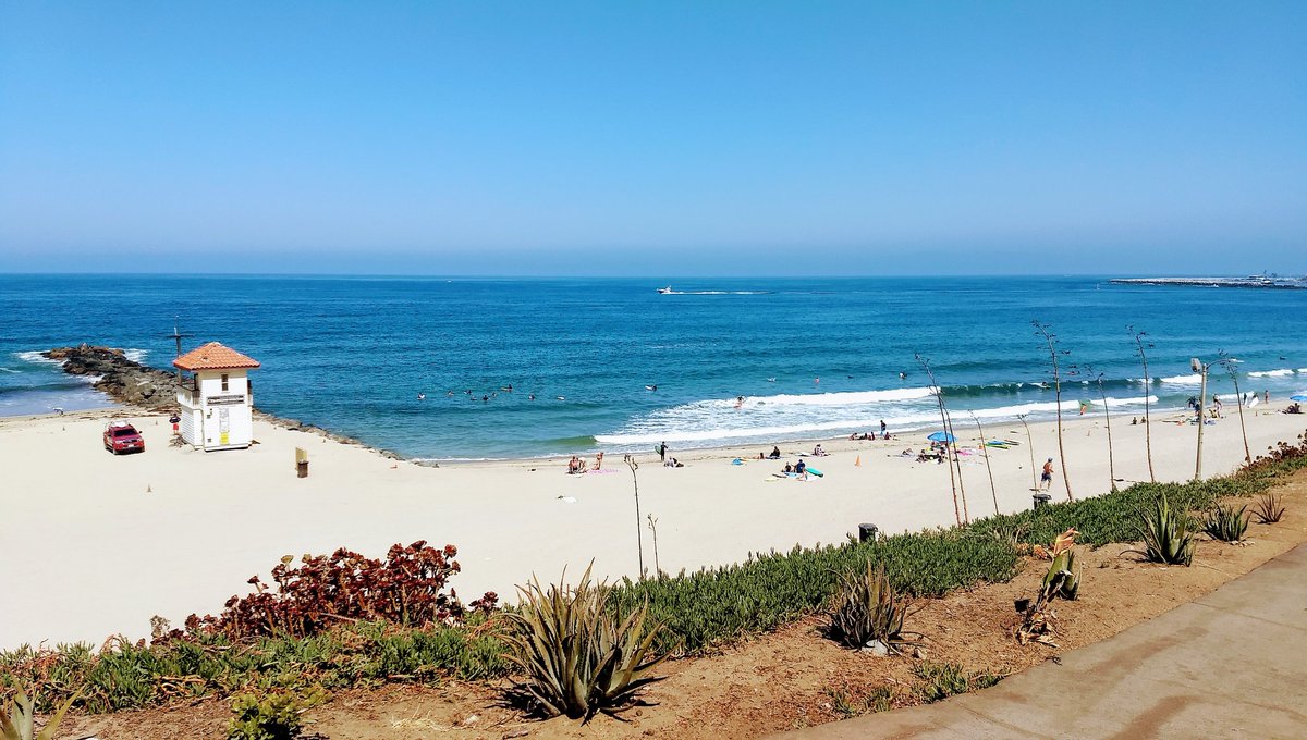 lunaluvsyou's tweet image. When someone asks, "how are you today?" and your automatic response is "grateful". That's when you know you're at your best.
#redondobeach