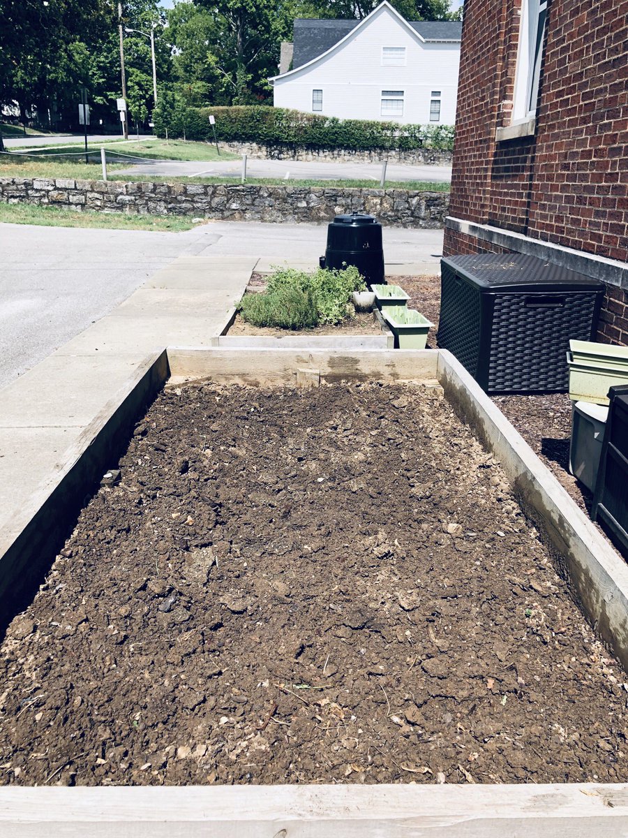 cbyrdteaches17's tweet photo. Just like this garden bed, I’ve prepared my thinking for future possibilities in education! Cleaned out what once was, building up what remains, and thinking of what we can grow! Thinking of the children of WB! @WaverlybelPTO https://t.co/ejucvGGYyg
