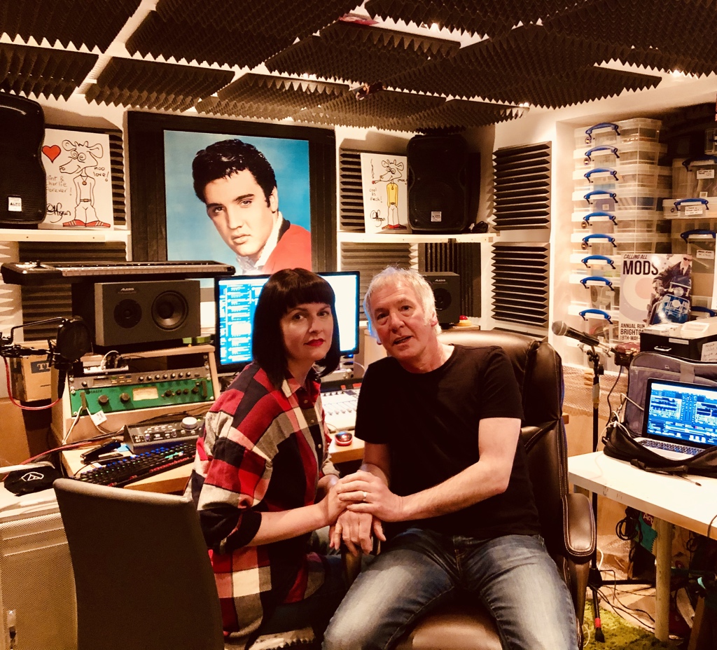 therealboon's tweet photo. FREE GIG! Hey Boon Army! To celebrate 16 weeks of #DiscoRescue, tickets for this Friday night’s show are free AND we’re doing an extra hour! Join me &amp; @therealmrsboon 7-10pm for our weekly live streamed request show. Sign up for your code via this link xxx https://t.co/4EuRbK9LgU https://t.co/FIGeKufFRo