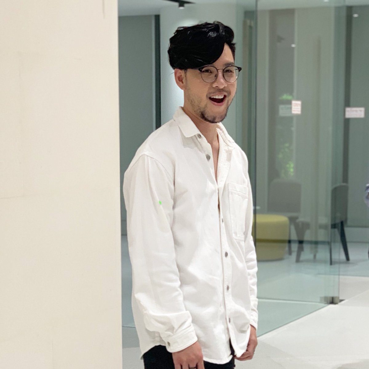Tomisara_world's tweet photo. เมื่อได้เจอเชอร์รี่ ทอมก็จะแฮปปี้ประมาณนี้ฮะ #TomIsara https://t.co/wapi1jlVS8