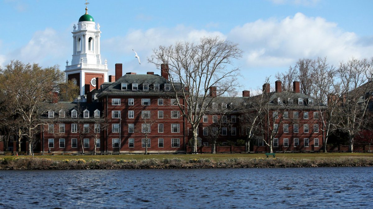 Harvard and MIT sue ICE and the Department of Homeland Security over plan to deport online students.

Full story: bit.ly/3iCwr5f