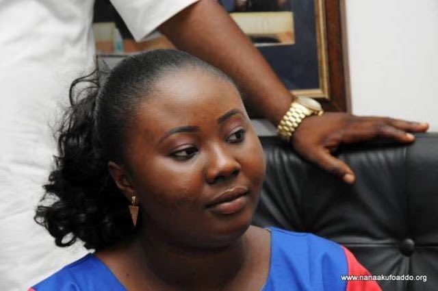 KNUST_Live's tweet photo. The youngest parliamentarian in Ghana is “from KNUST”.

@FranciscaOMensa graduated in 2017 and was a law student. She’s currently the MP for Kwabre East Constituency. 

She entered parliament at the age of 23.

#FromKNUST
#KNUSTLive https://t.co/8UvzlC6vuU