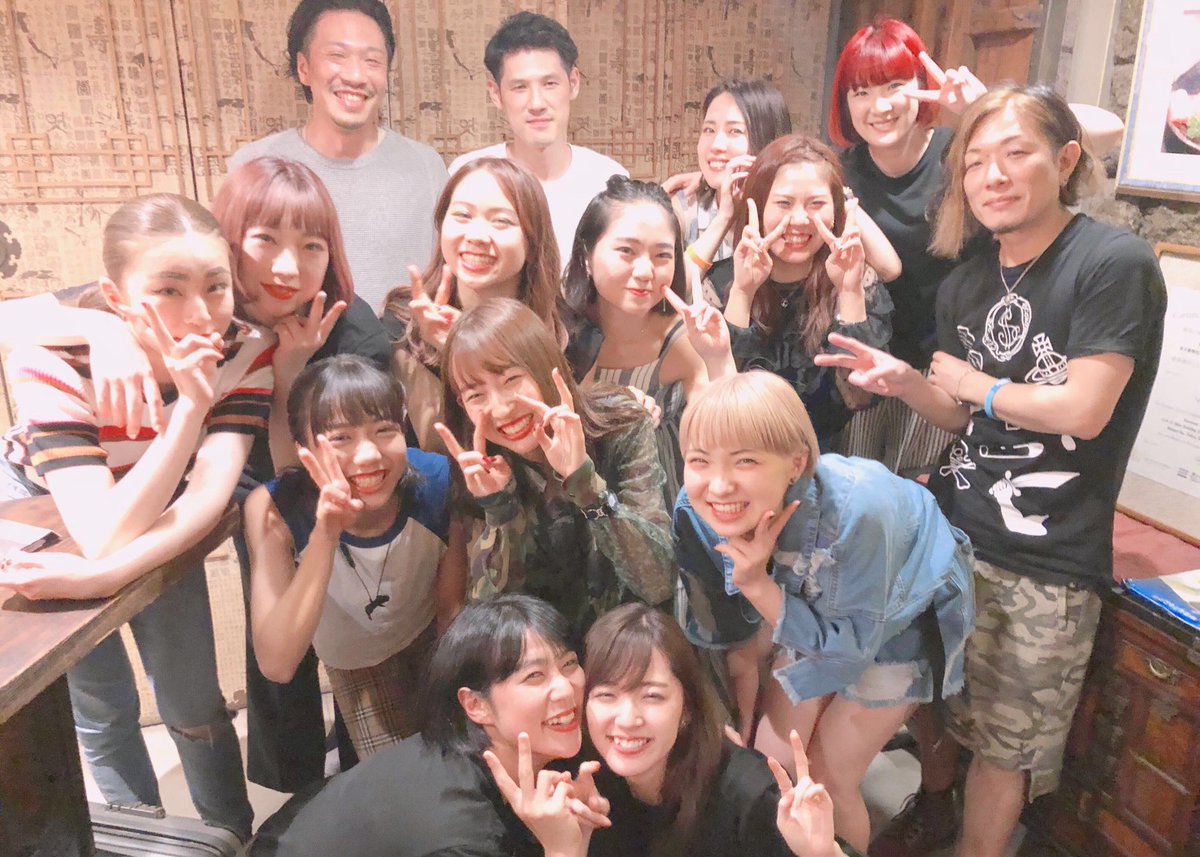 c_ute412910's tweet photo. 2018 #DMAF 🎁
2019 #ECP_tour 🎩
2020 #Airing_the_Bell 🔔🥺🥺🥺 https://t.co/y2HrXKEPnc