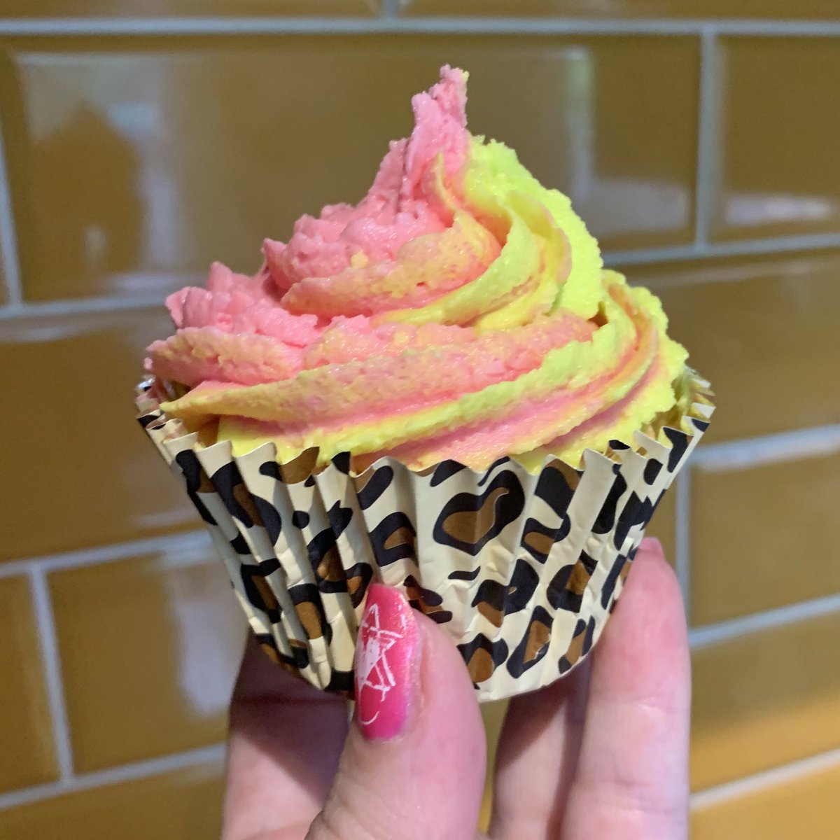 AgentsOfCake's tweet photo. https://t.co/q9SvDbYxDd
