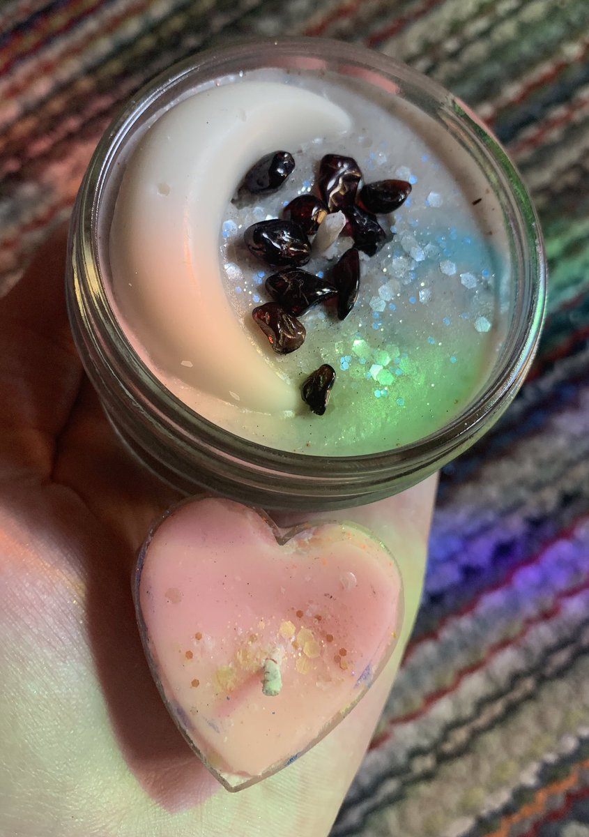 4oz vanilla scented candle melts shimmery black, bronze & teal- + cinnamon heart tealight~ $14 shipped 🪐