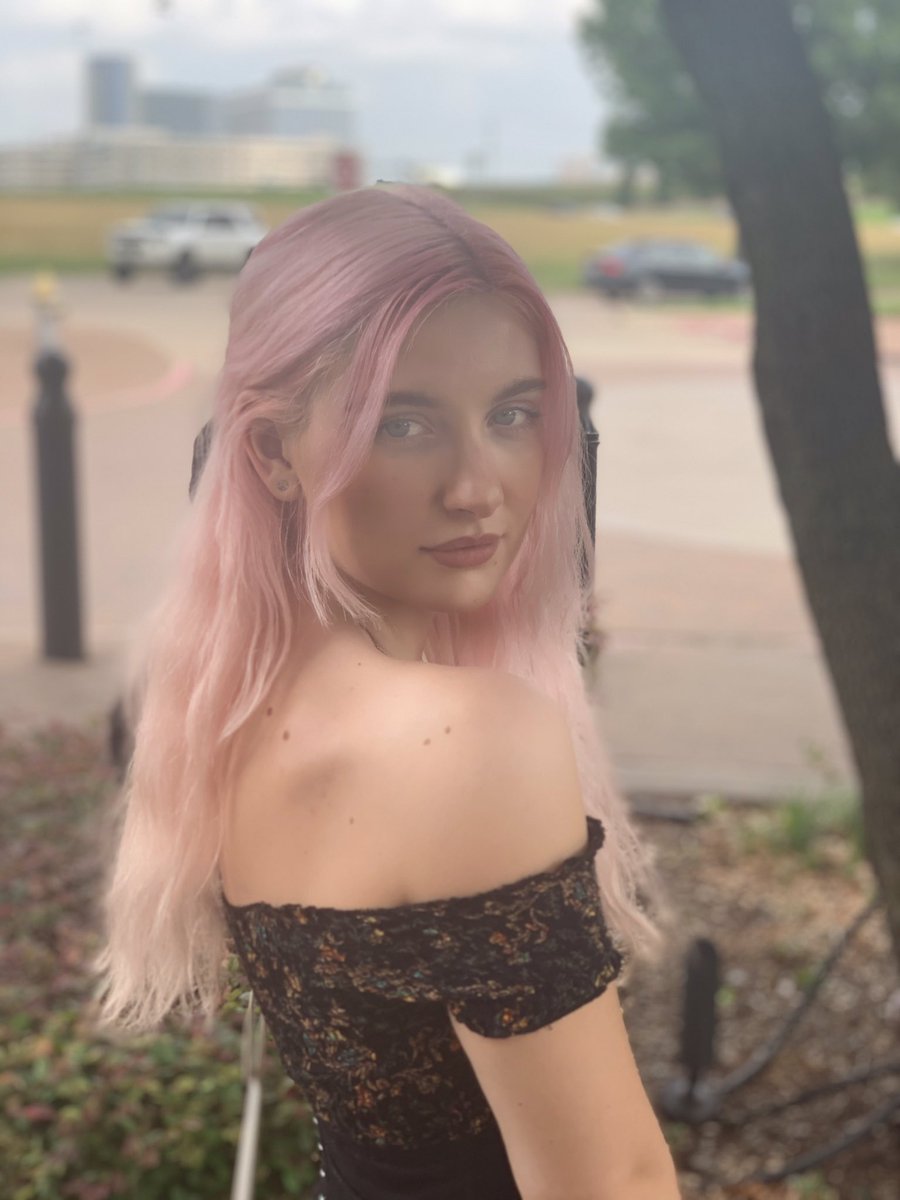 lilheartts tweet picture
