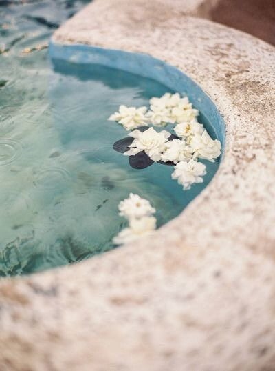 Aladdinbadran's tweet photo. Aladdin + Blue

Google "your name + your favorite color + aesthetic" and the first (non-collage) pics make your aesthetic board https://t.co/eEmc9PMayg