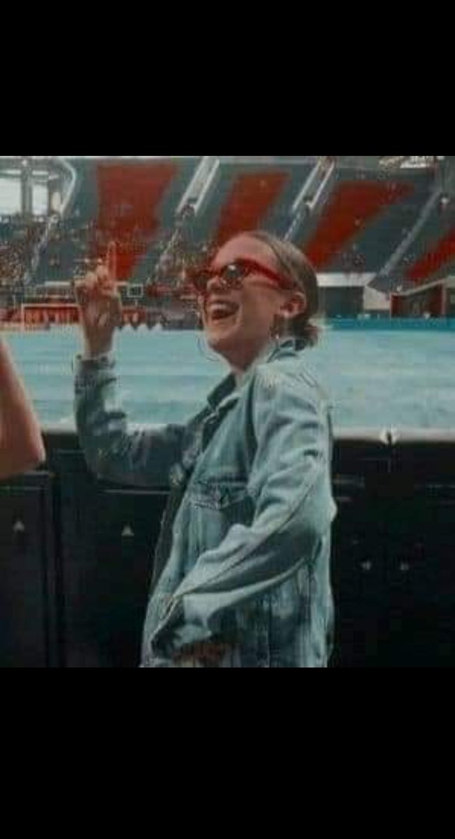 Strange77175657's tweet photo. Fondos ✌️💥
Fondos para tu y tu amiga😘
❤️Para más fondos 
#StrangerThings https://t.co/AHSv6JDurN