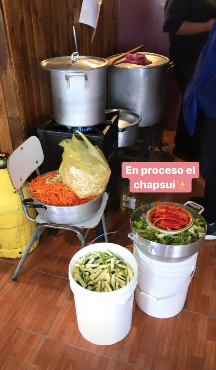 ORaimapu's tweet photo. El menú de hoy chapsui🍴 https://t.co/L320mUCcQ6