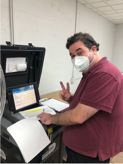 MiamiDadePIOD's tweet photo. All hands on deck to #BeElectionReady! The ISD Print Shop team running on all cylinders working on the Primary Election ballot order to include 439 different styles for a total of 1.475-million sheets! #ISDAtYourService #letsdothis https://t.co/MnSey0OKJX