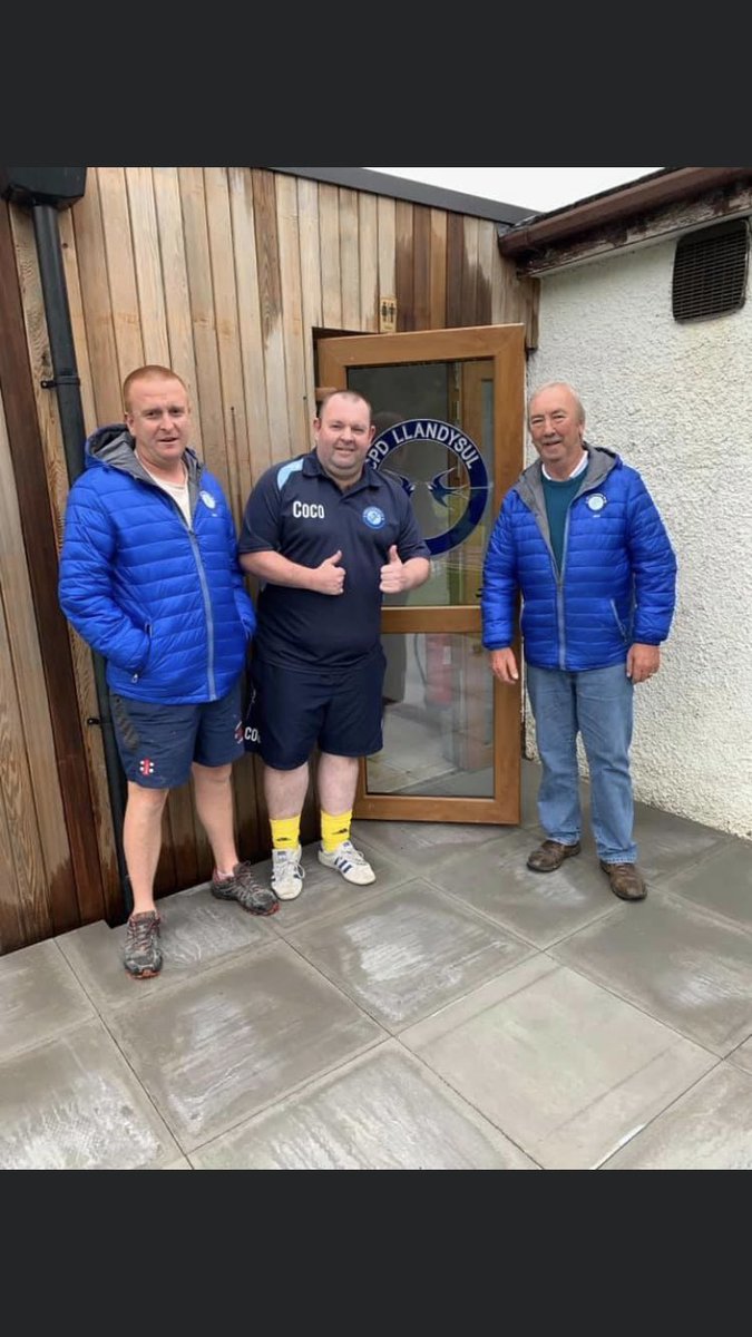 CPDLlandysulFC's tweet photo. Chris Coco Davies will be the new manager for the forthcoming season.welcome back Coco. https://t.co/BzfYeU7aCD
