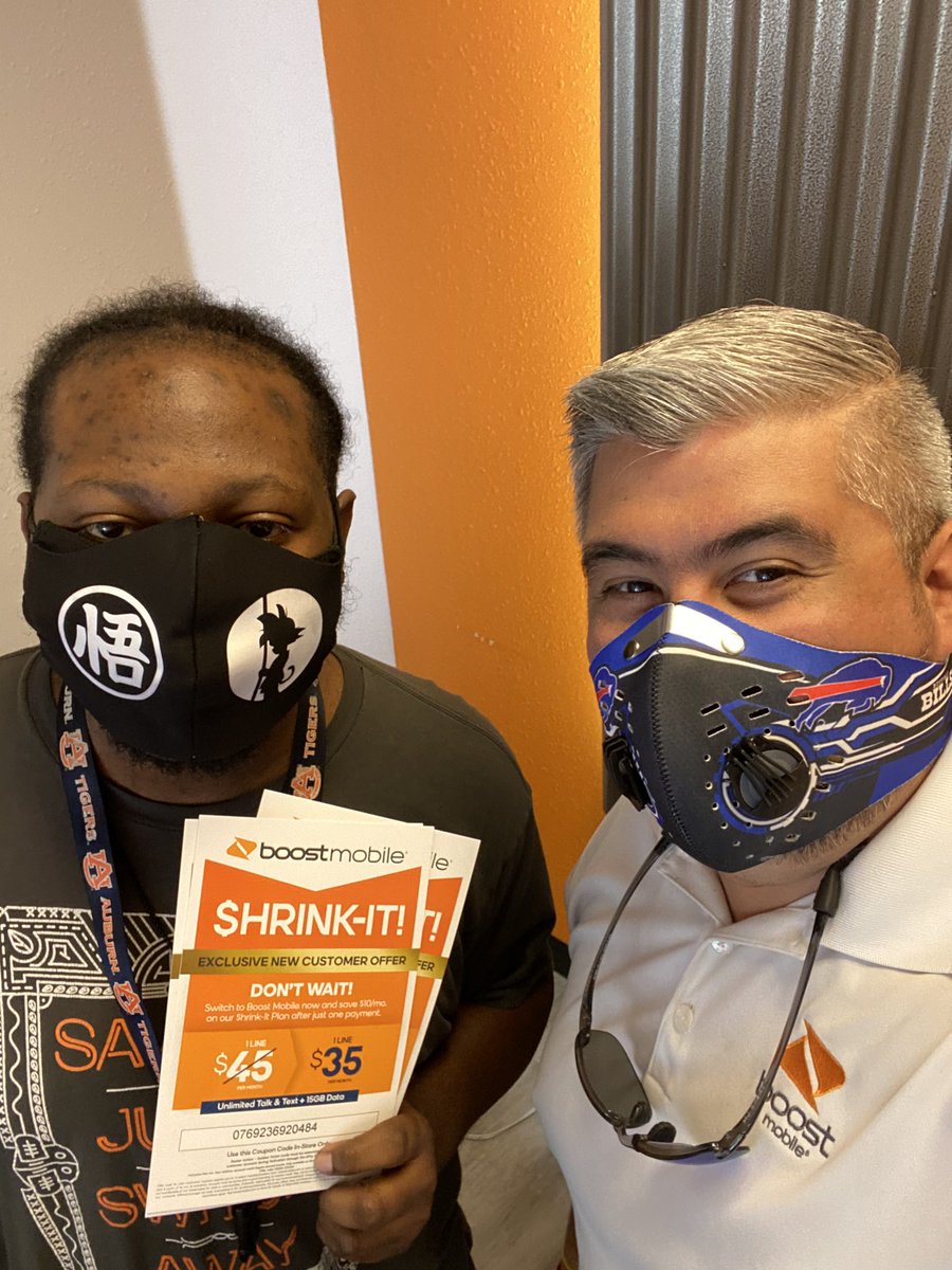 RollNal's tweet photo. Eddie at Touch Wireless ready to sling some GT’s!! #boostdishingdeals #shrinkit @rayce_the @mschwager3 https://t.co/V3eY4zv5VZ