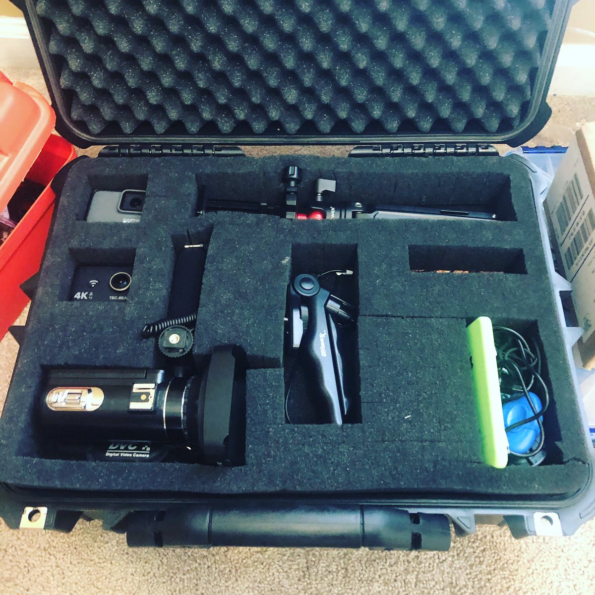SEGAKayakBass's tweet image. What’s in your Camera Case for Fishing ? #bassfishing @Piscifun @RAILBLAZA_USA #apachecase