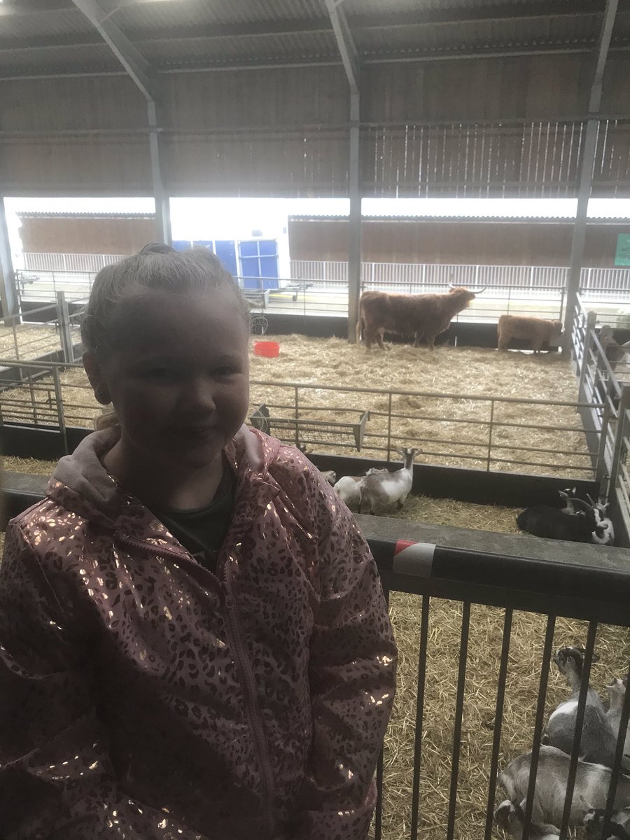 MacChannie's tweet photo. @Newlands_PS  sorry we missed the phone call today we went to cannon hall farm Poppy loved climbing on the big ropes around the assult course . 😊🌈 https://t.co/NZ5RFn2RTI