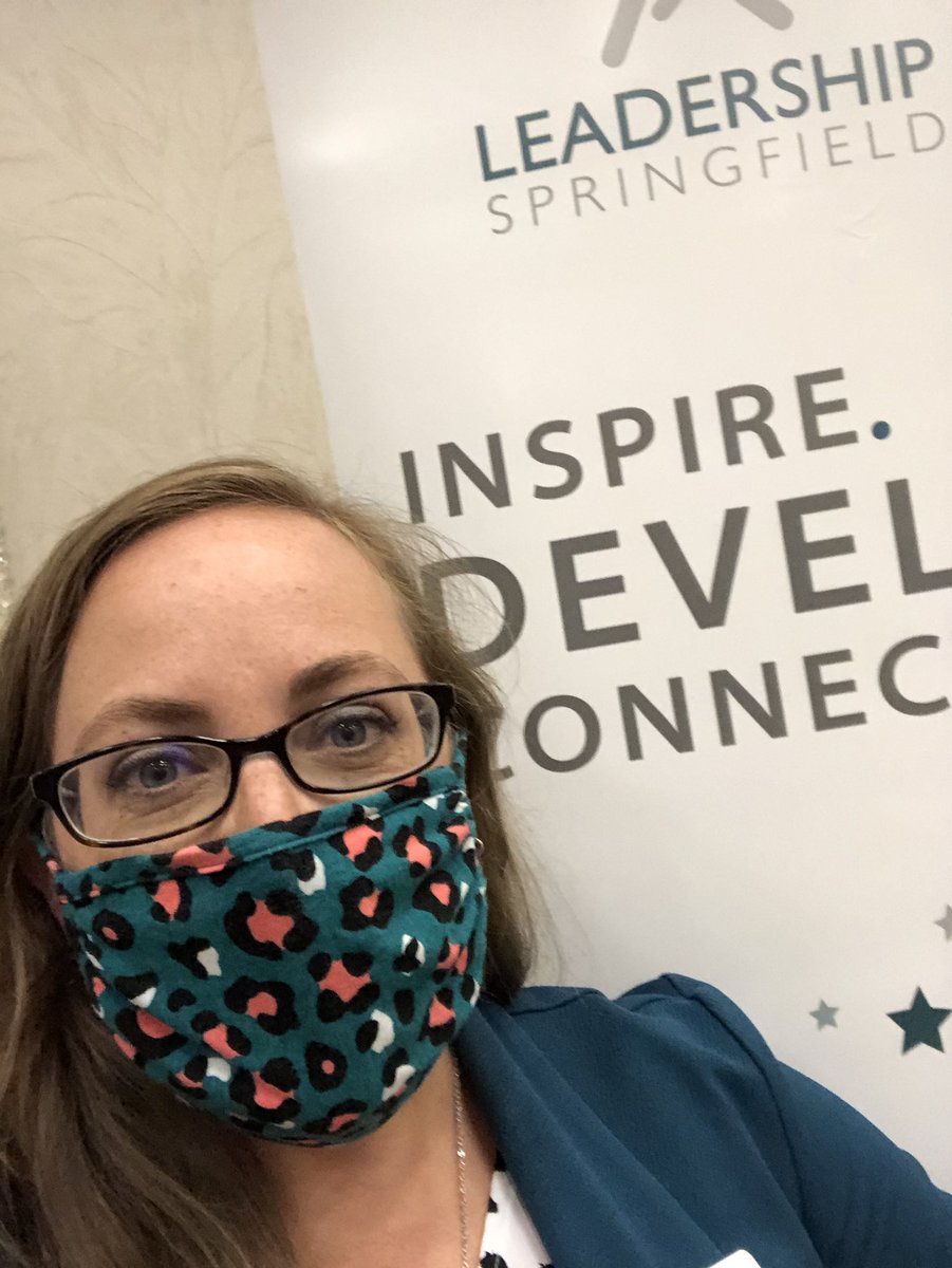 First day in heels in months and happy to be sharing about <a href="/LeadSGF/">Leadership Springfield</a> Access Class at the <a href="/SpfdHR/">SAHRA</a> professional development seminar! Major props to <a href="/SgfOasis/">Oasis</a> for the COVID precautions - temp checks, distanced setup &amp; more!