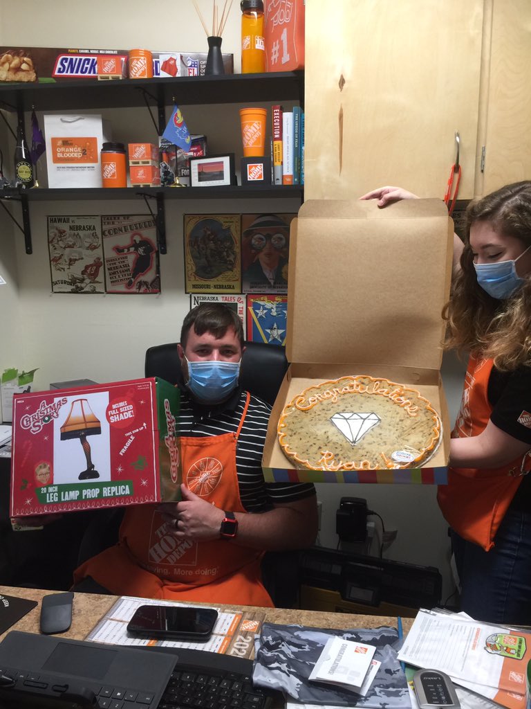 BoudreauShannon's tweet photo. Congratulations to our store manager @THDRyanS Ryan for achieving the diamond award.  It is well deserved.  We are proud of you😁@THDTHEHODGE @mjgolf74 @JeremyHallTHD @DanielMooreTHD @THDJan2211 https://t.co/rjhdrOrEAz