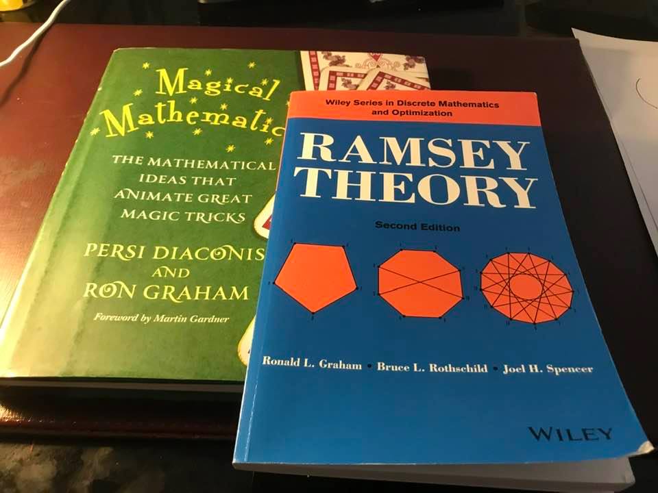 SantiSpadaro1's tweet photo. RIP Ron Graham (1935-2020), a great mathematician and an even greater expositor. #rongraham #Mathematics #combinatorics #ramseytheory #magic #juggling https://t.co/VnZpYqRjc9