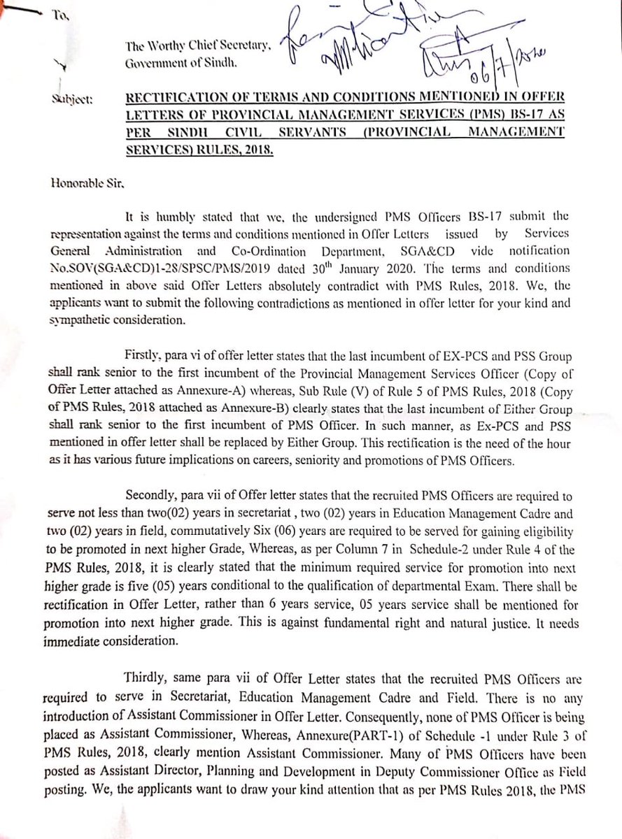 pms_sindh's tweet photo. President PMSA Sindh Dr ShahNawaz Mirani with his cabinet has submitted a letter to Chief Secretary Sindh about rectification of illegal terms in PMS offer letters &amp; for conduction of PMS training.A request,CS must consider our letter.
@MuradAliShahPPP 
@zamirghumro 
@PMSPUNJAB https://t.co/KQCmhzaAS0