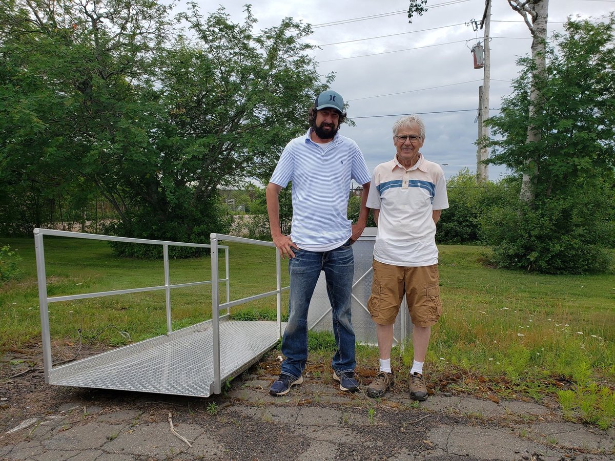 Spinal Cord Injury #PEI was happy to donate a wheelchair ramp to Dave Grant today.  
Dave's father and brother have picked it up already and will be installing it in his soon-to-be accessible home.
All the best to Dave and his family.