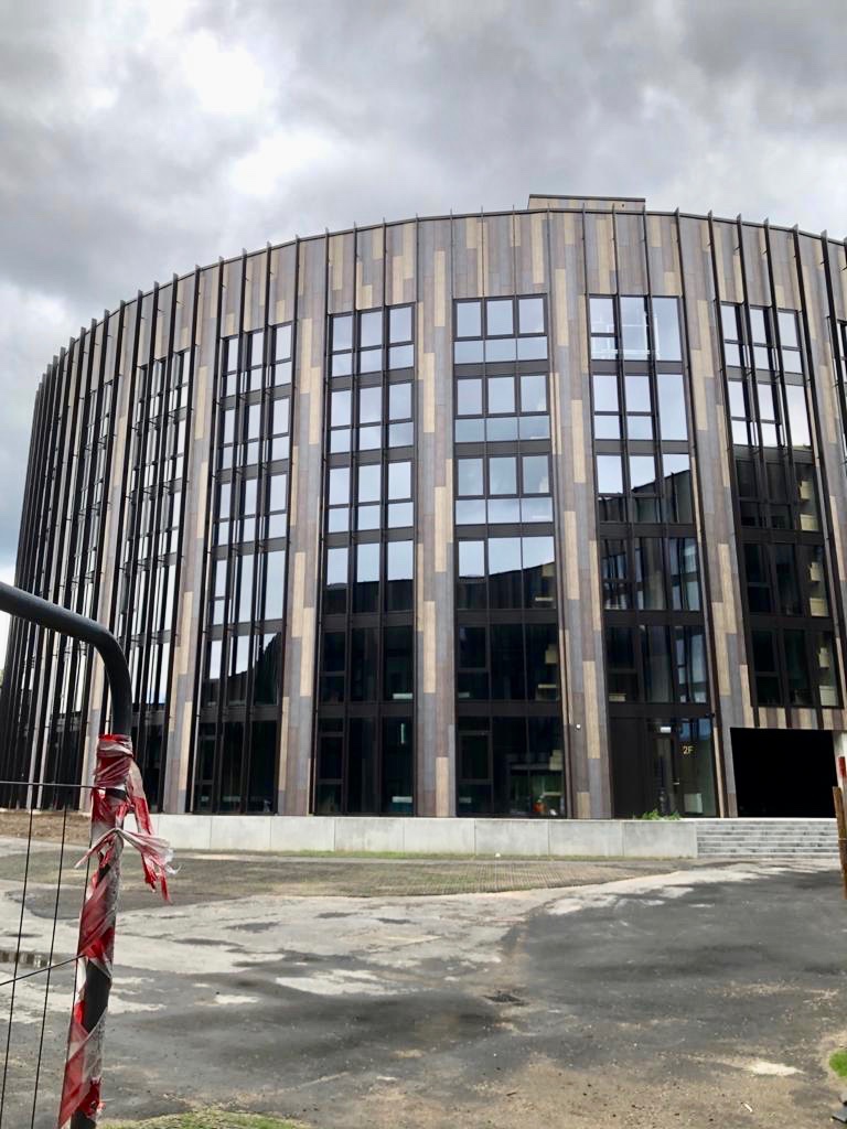 PrimekssGroup's tweet photo. BaseCamp Lyngby | Denmark 🇩🇰

39’ 000 m2 and more than 8’ 000 panels. AMAZING looking and very complex concrete frame building.

Thanks to our Primekss | Industrial Concrete Flooring &amp; Foundations structural team and everyone who has been involved in this project. https://t.co/WfCmaFy0e5
