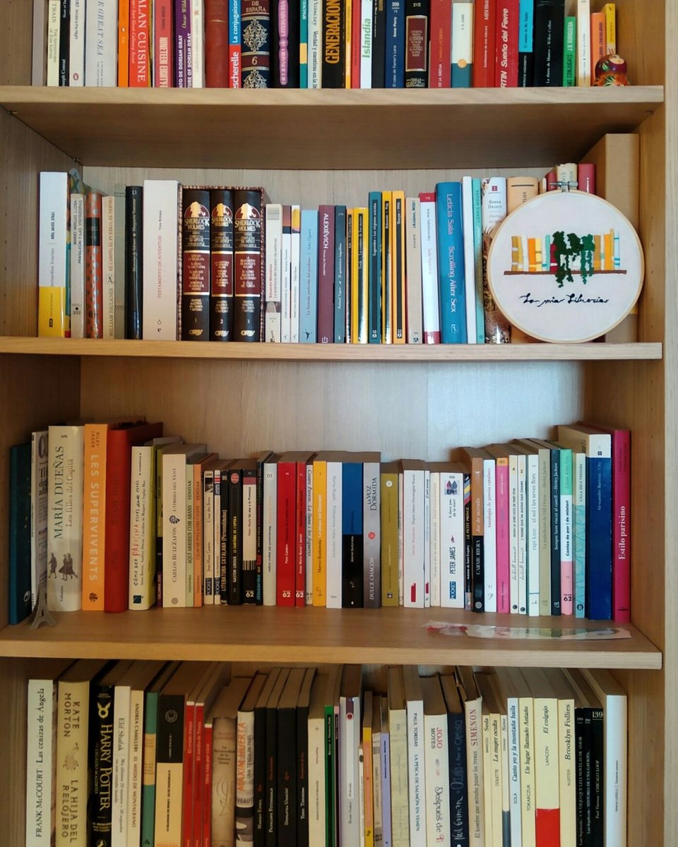 islaferdinandea's tweet photo. "Un hogar sin libros es como un cuerpo sin alma"
Cicerón

📸©️ Anna Victoria 
#8Julio #libreria #book #bookstagram #libros #Lecturas #cultura #CulturaEnCasa #literatura #literature #Letras https://t.co/SzAuXxUgm9
