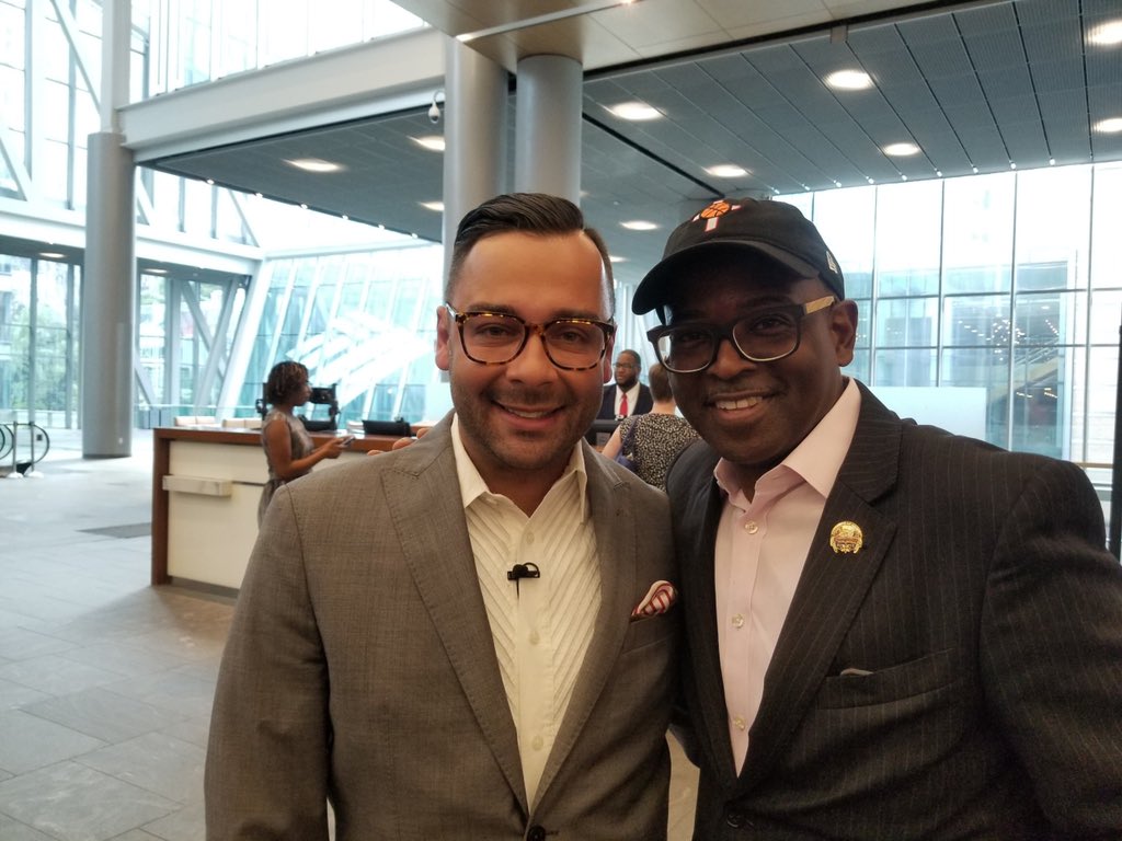 MichaelDeVaul's tweet photo. @LeadwithJames There is a possible cure for that my brother. How can the devil take a brother if he is close to me? Let me introduce you to #decolonizingwealth. @VillanuevaEdgar has an excellent book resource. We are engaging him for a @ymca call to inform our #BoysOfColor focus. Join Us! ππΎ https://t.co/C8nUsXKx2M
